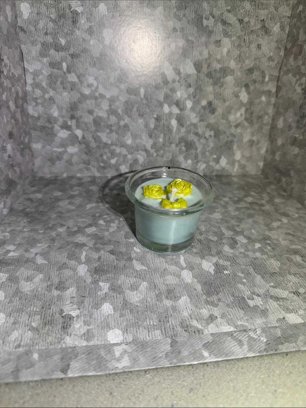 Jasmine scented candle with Peony scented flowers and bows